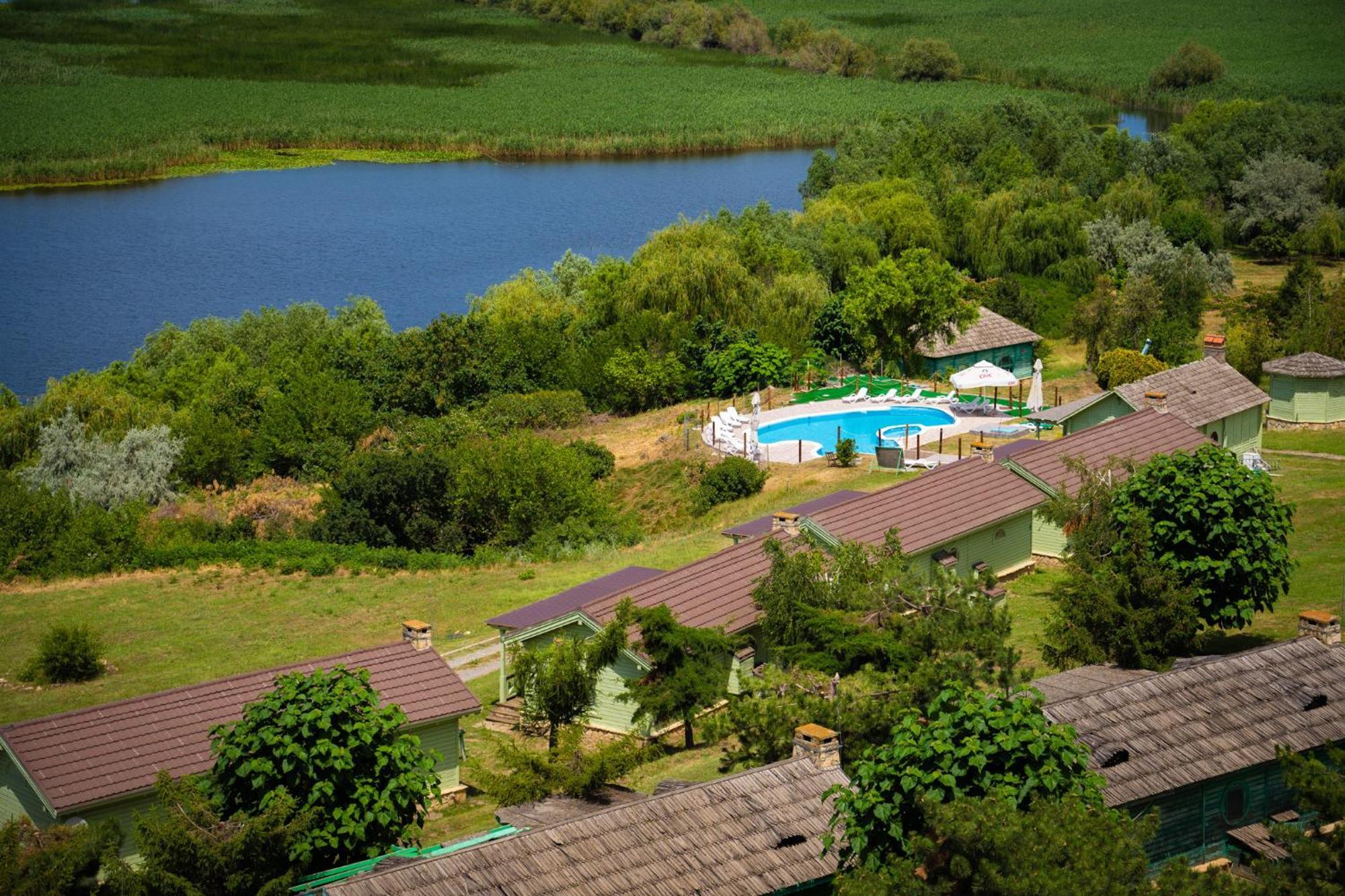 Delta Nature Resort Тульча Екстер'єр фото